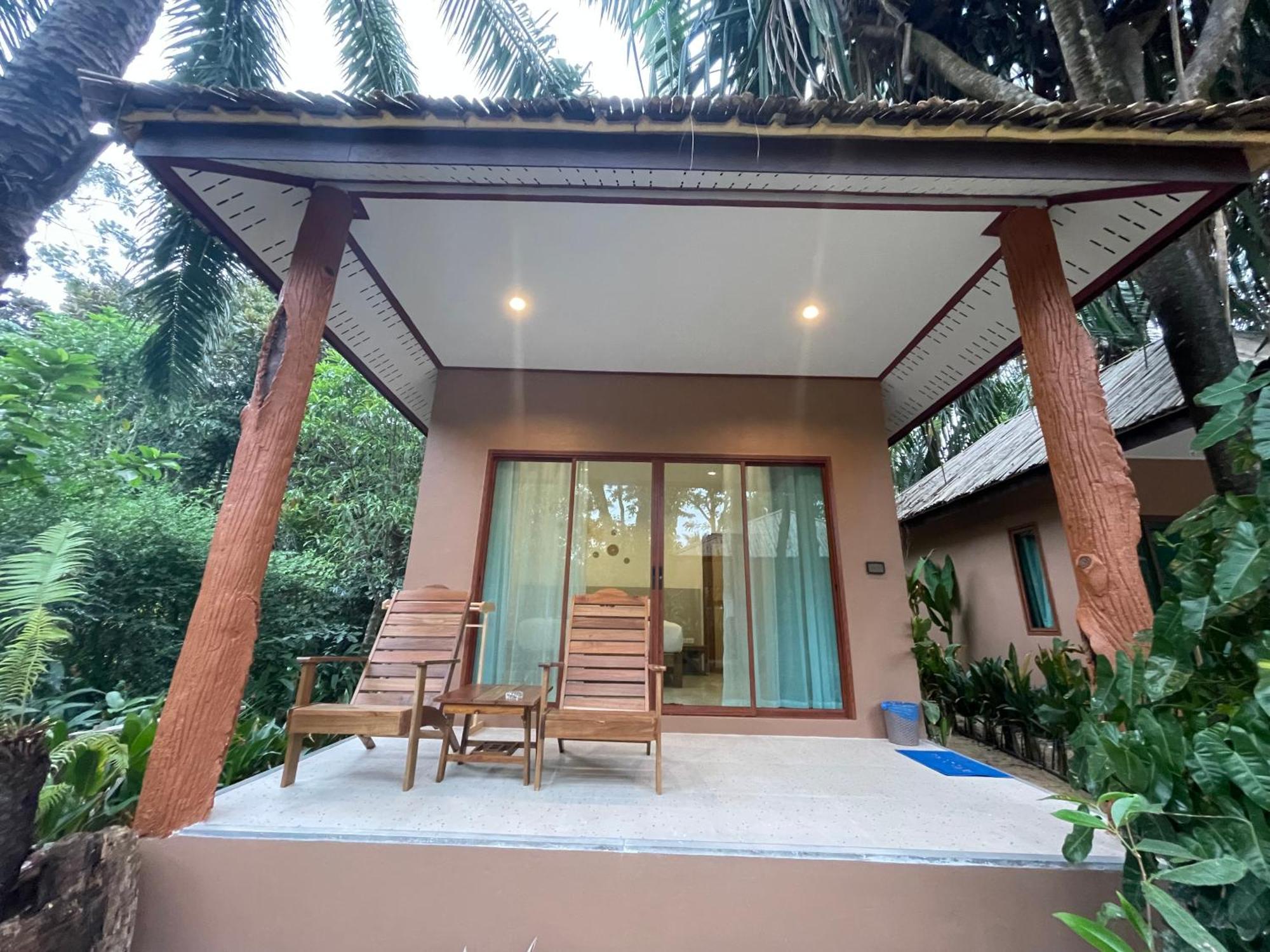 Sunny Cove Beach Resort Koh Phayam Ranong Exterior photo