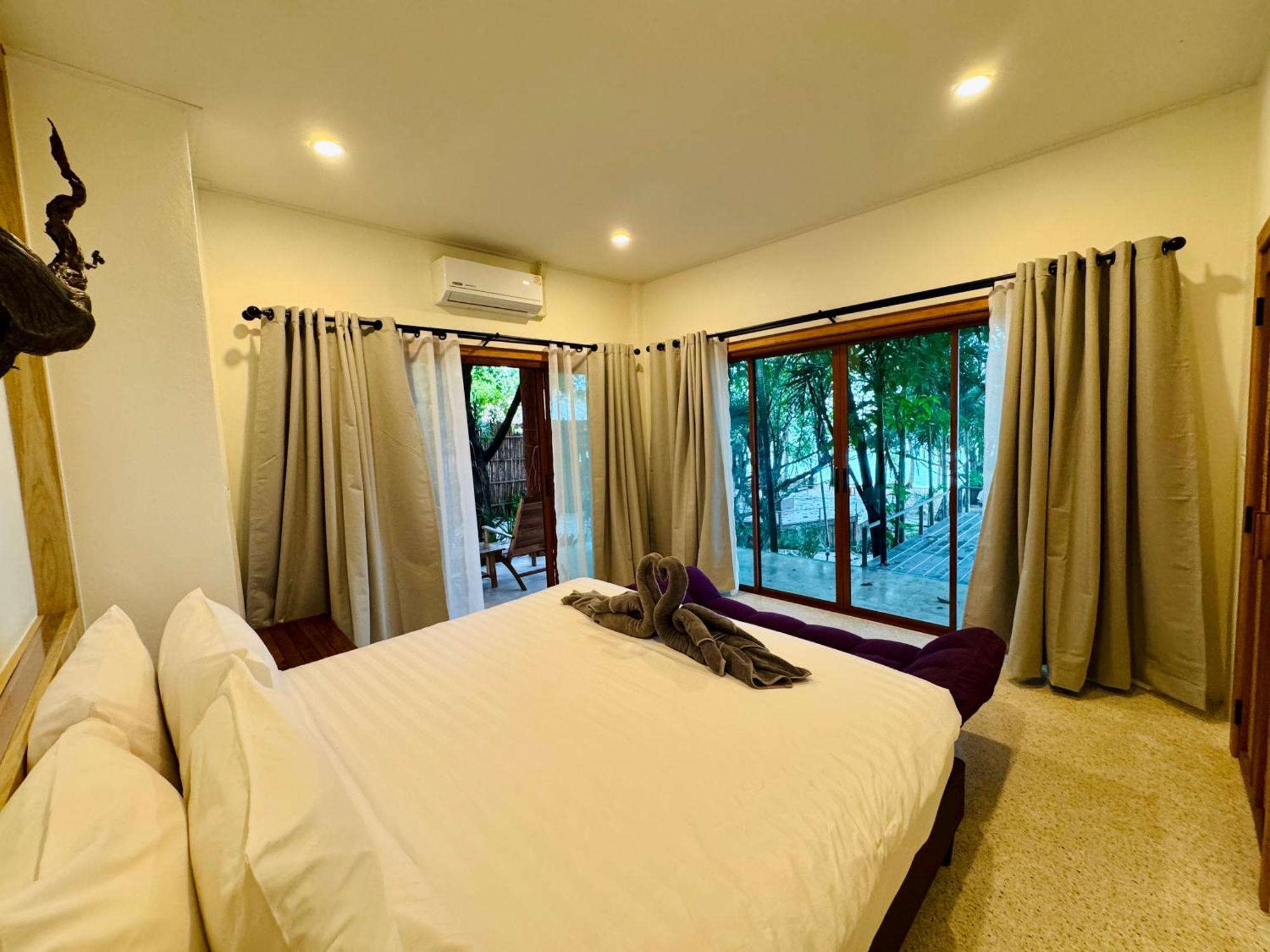 Sunny Cove Beach Resort Koh Phayam Ranong Exterior photo