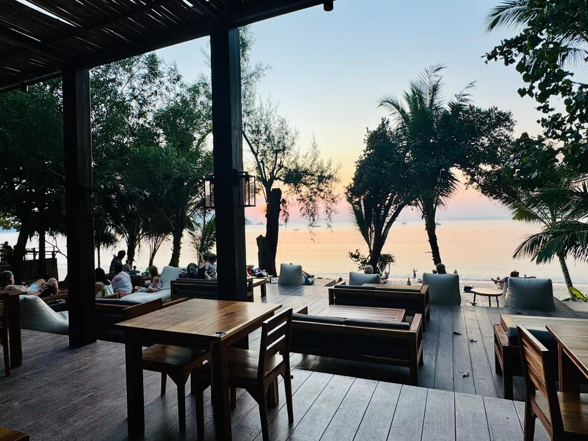 Sunny Cove Beach Resort Koh Phayam Ranong Exterior photo